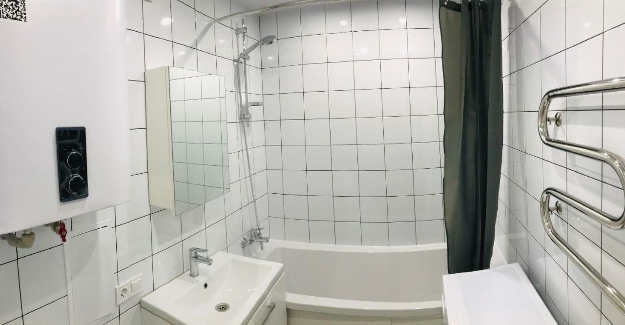 Tf Apartment Двокімнатні Апартаменти В Центрі Міста Poltawa Exterior foto