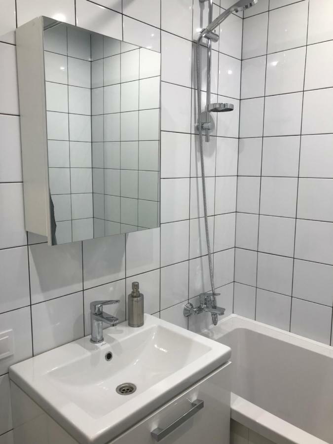 Tf Apartment Двокімнатні Апартаменти В Центрі Міста Poltawa Exterior foto