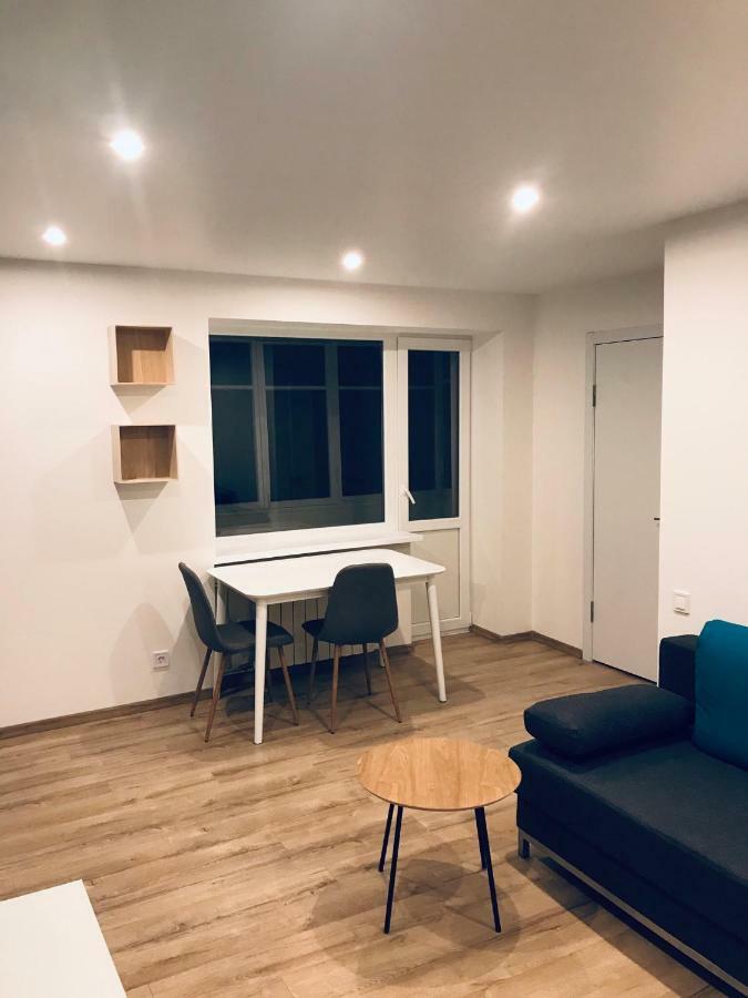 Tf Apartment Двокімнатні Апартаменти В Центрі Міста Poltawa Exterior foto