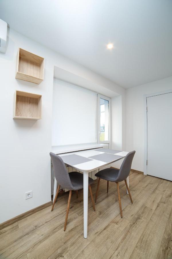 Tf Apartment Двокімнатні Апартаменти В Центрі Міста Poltawa Exterior foto